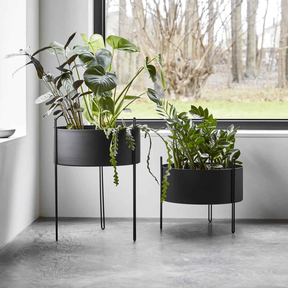 Macetero repisa alto 40 circular | Metal Black