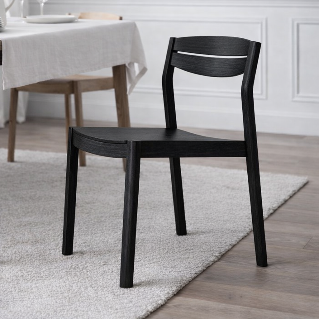 Silla en roble americano Black