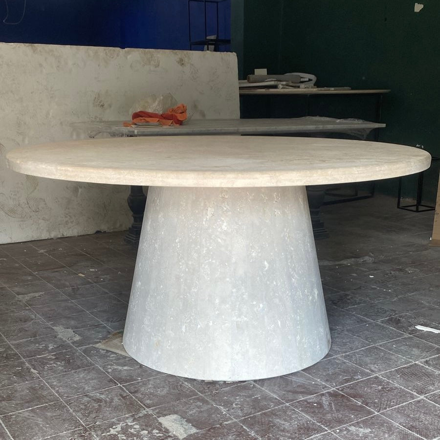 Comedor de Mármol travertino cónico