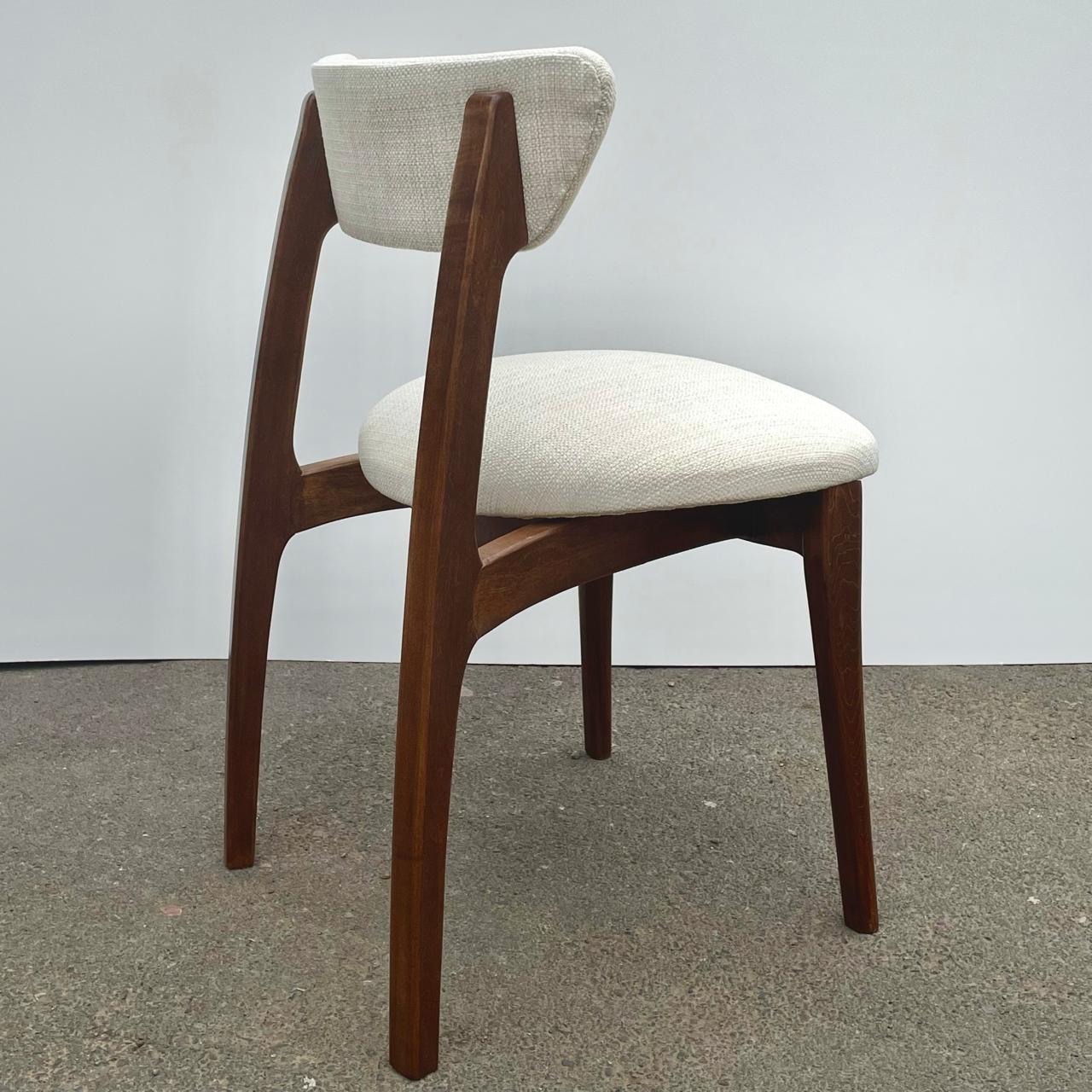 Silla Val en lenga teñida