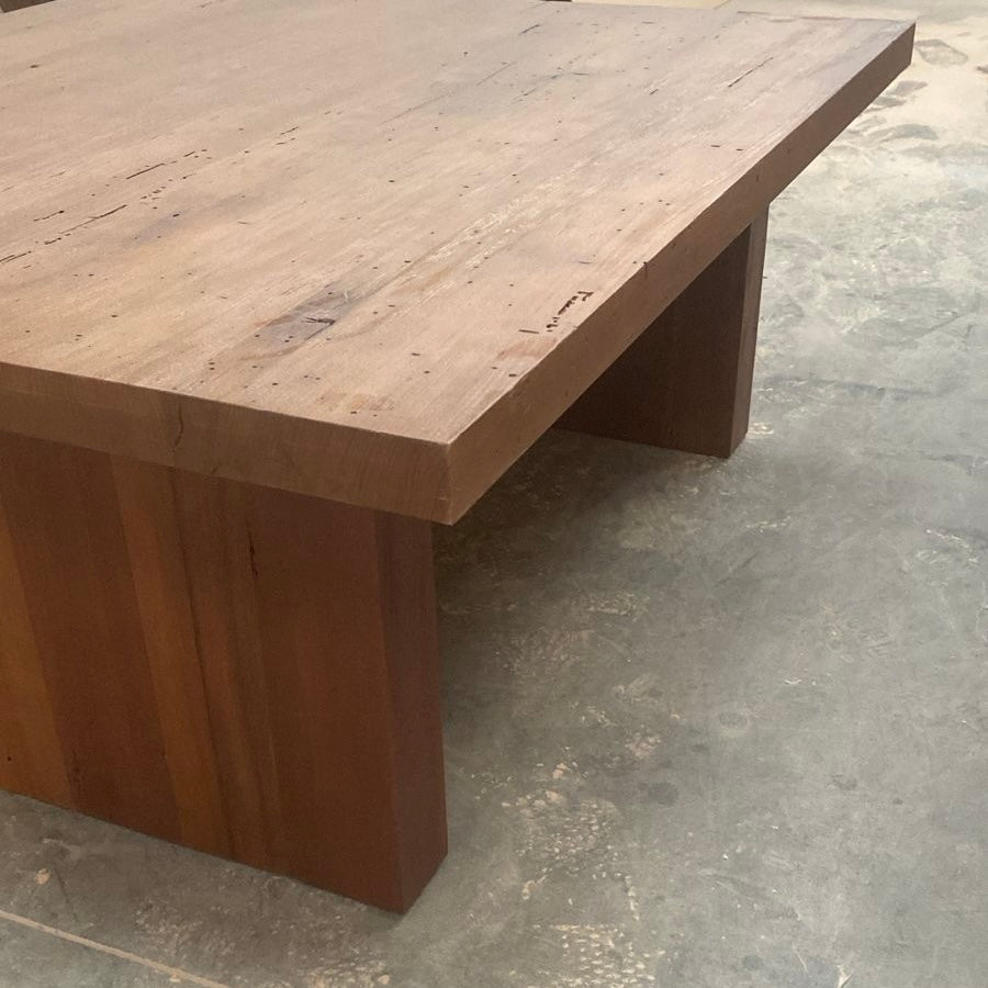 Mesa de Centro Roble ll