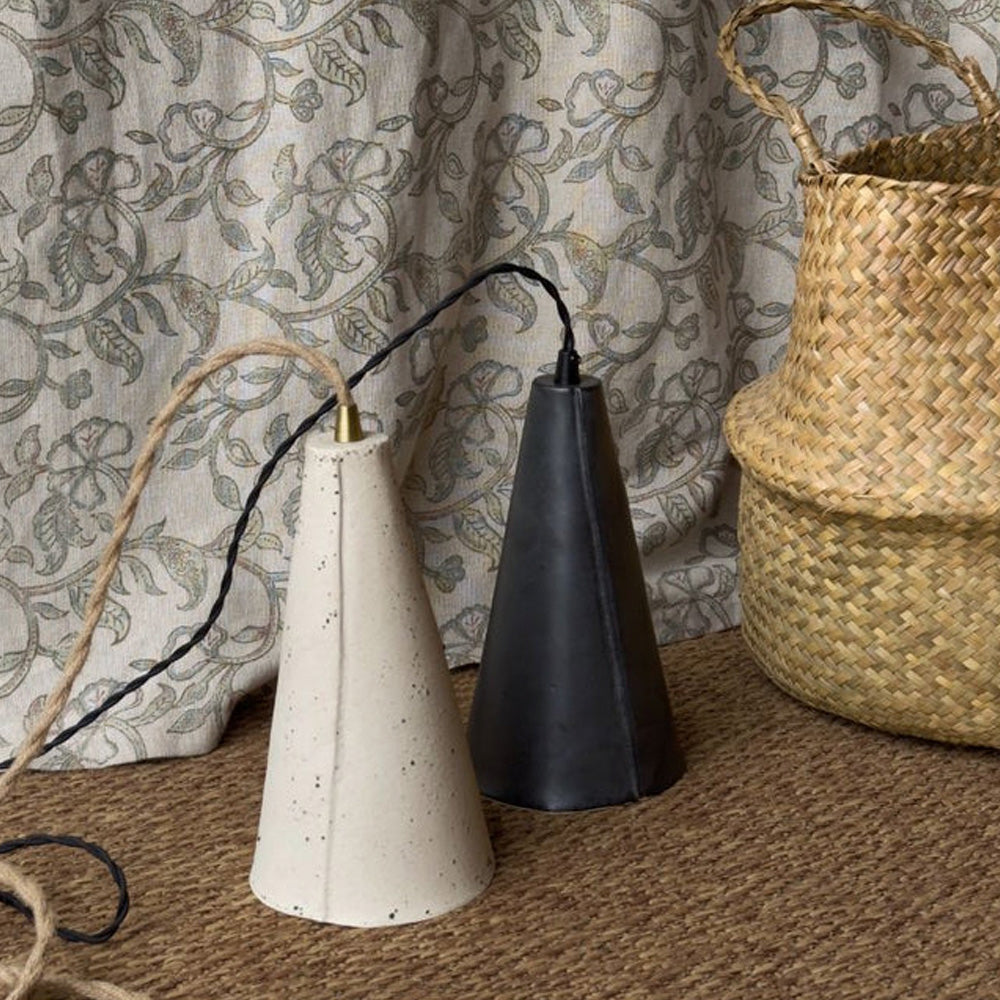 Lámpara Galerna Negra cerámica gres