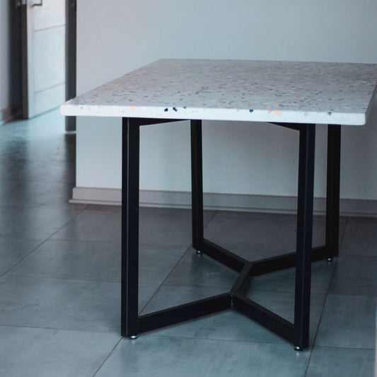Mesa de comedor en terrazo MCOS03