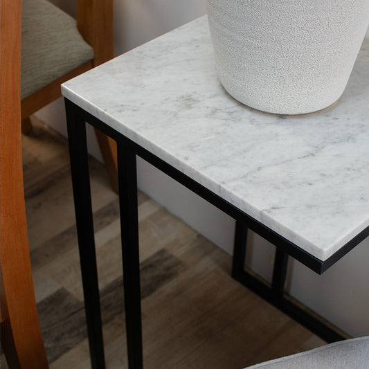Mesa lateral Lia Mármol
