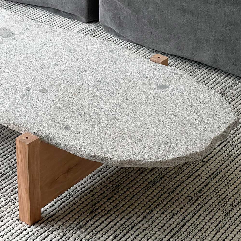 Mesa de centro roca natural ovalada