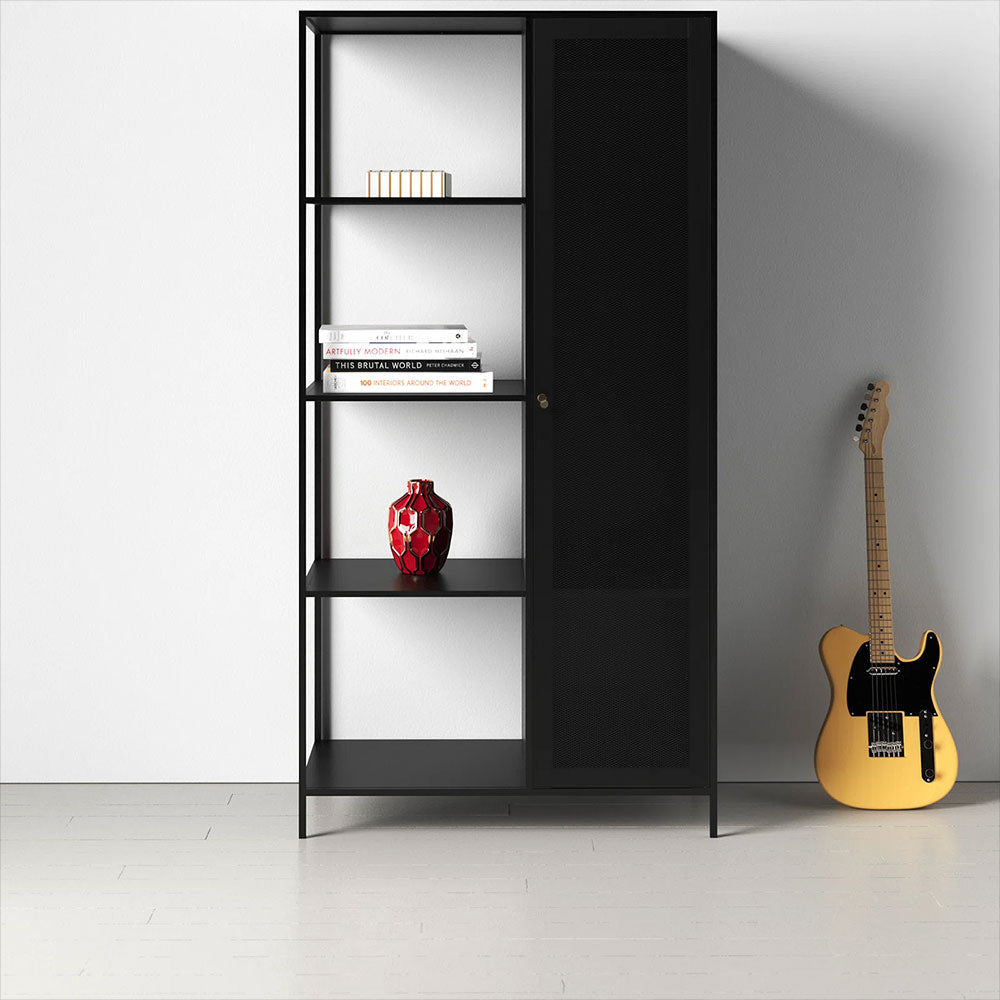 Armario con estantes y puerta metal black