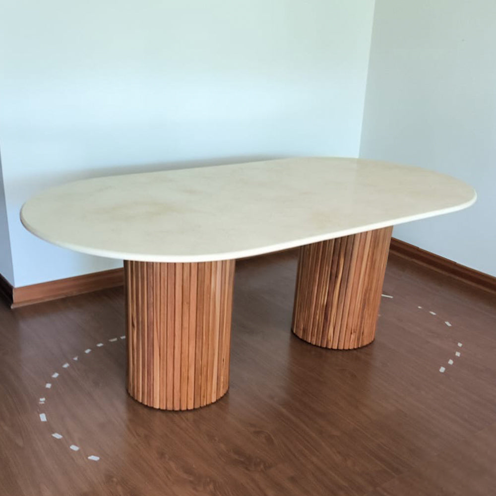 Comedor mármol Raulí