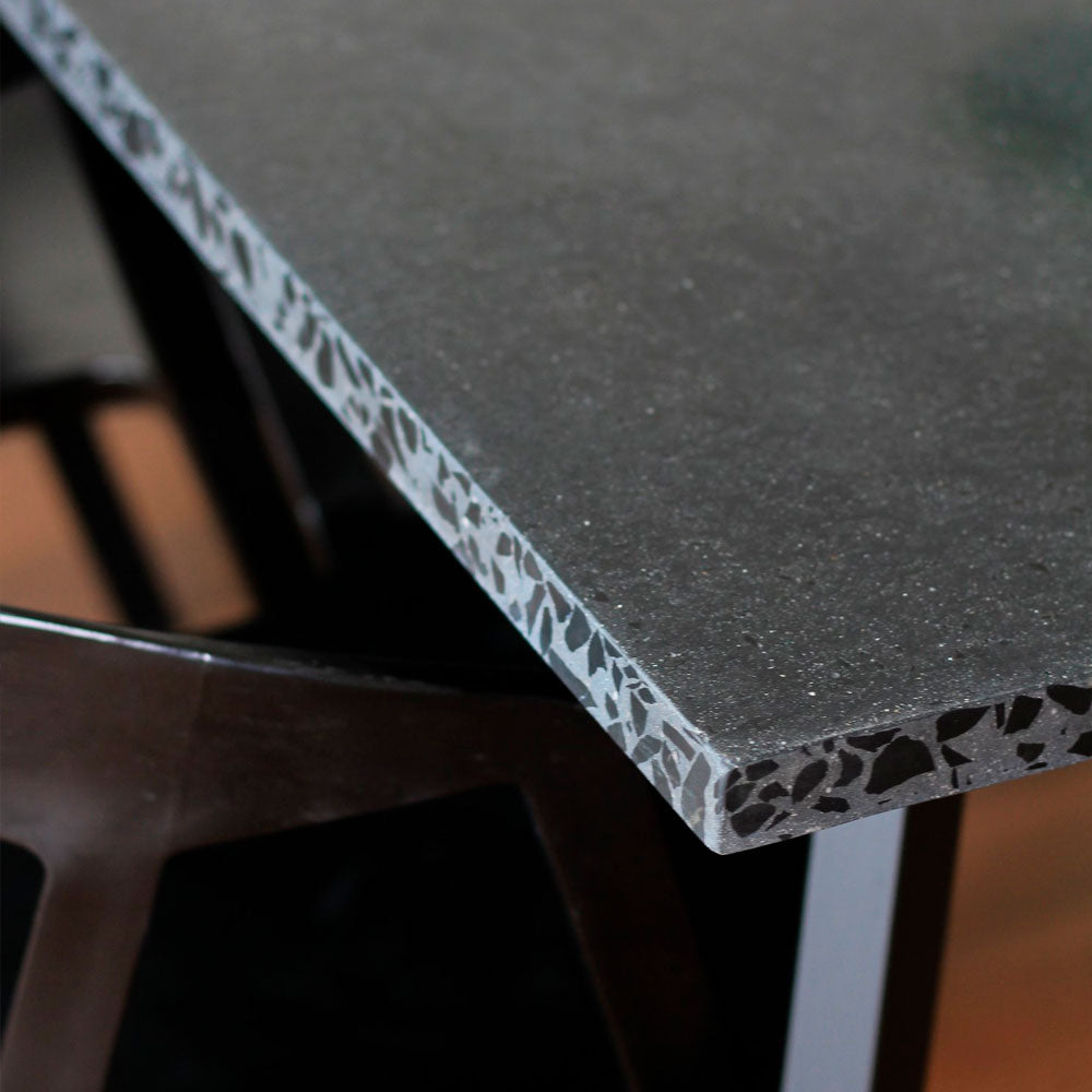 Mesa de comedor en terrazo MCOS06