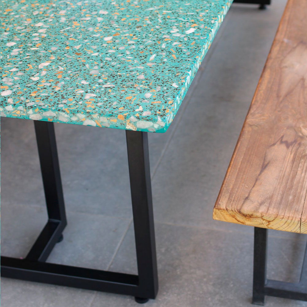 Mesa de comedor en terrazo MCOS10