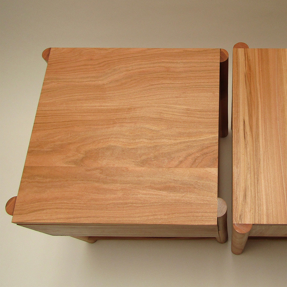 Velador Ecos en Coigue