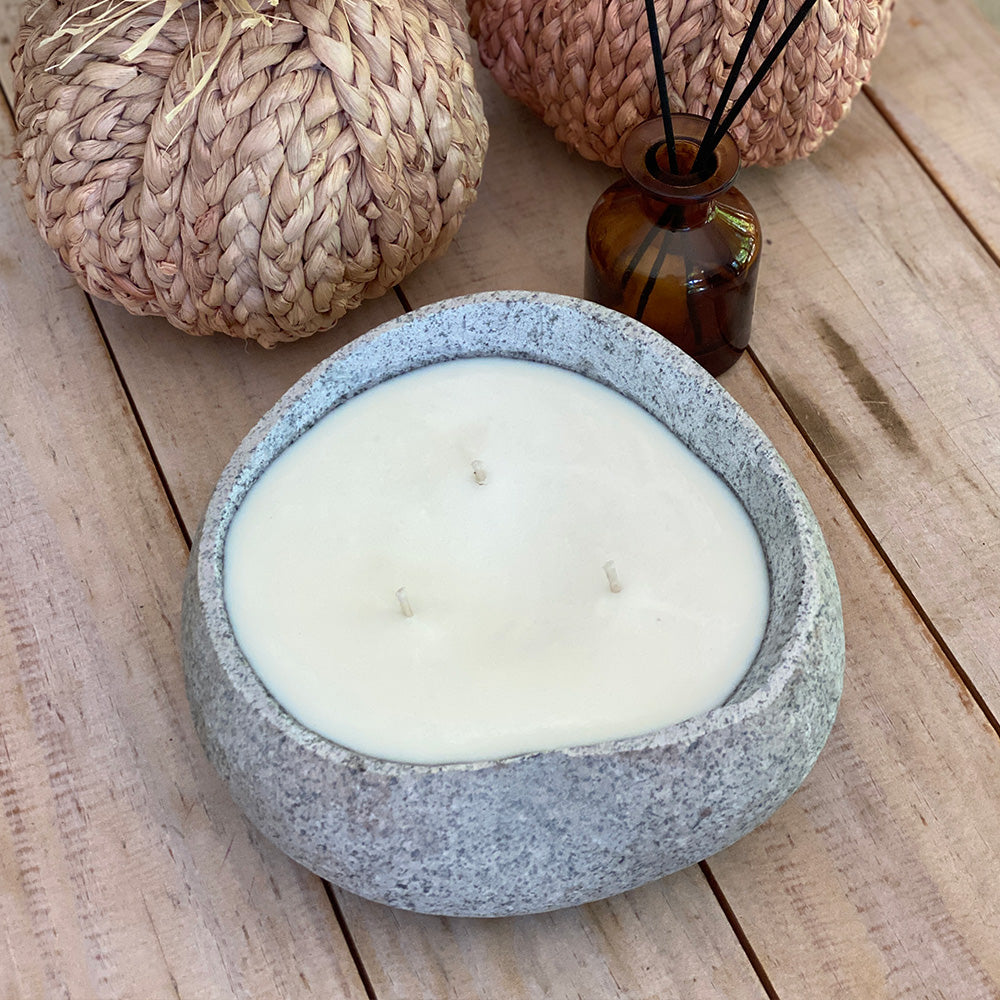 Vela de soja en piedra M