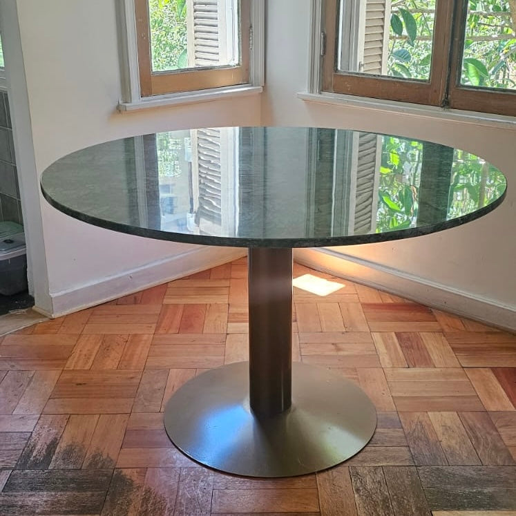 Mesa de comedor en Mármol verde Alpi base Tulip
