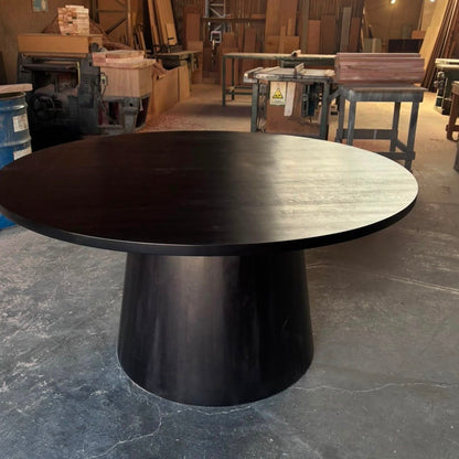 Comedor Cono castaño black