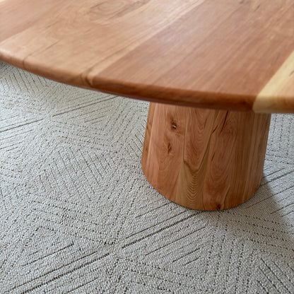 Comedor Cono en madera de lenga
