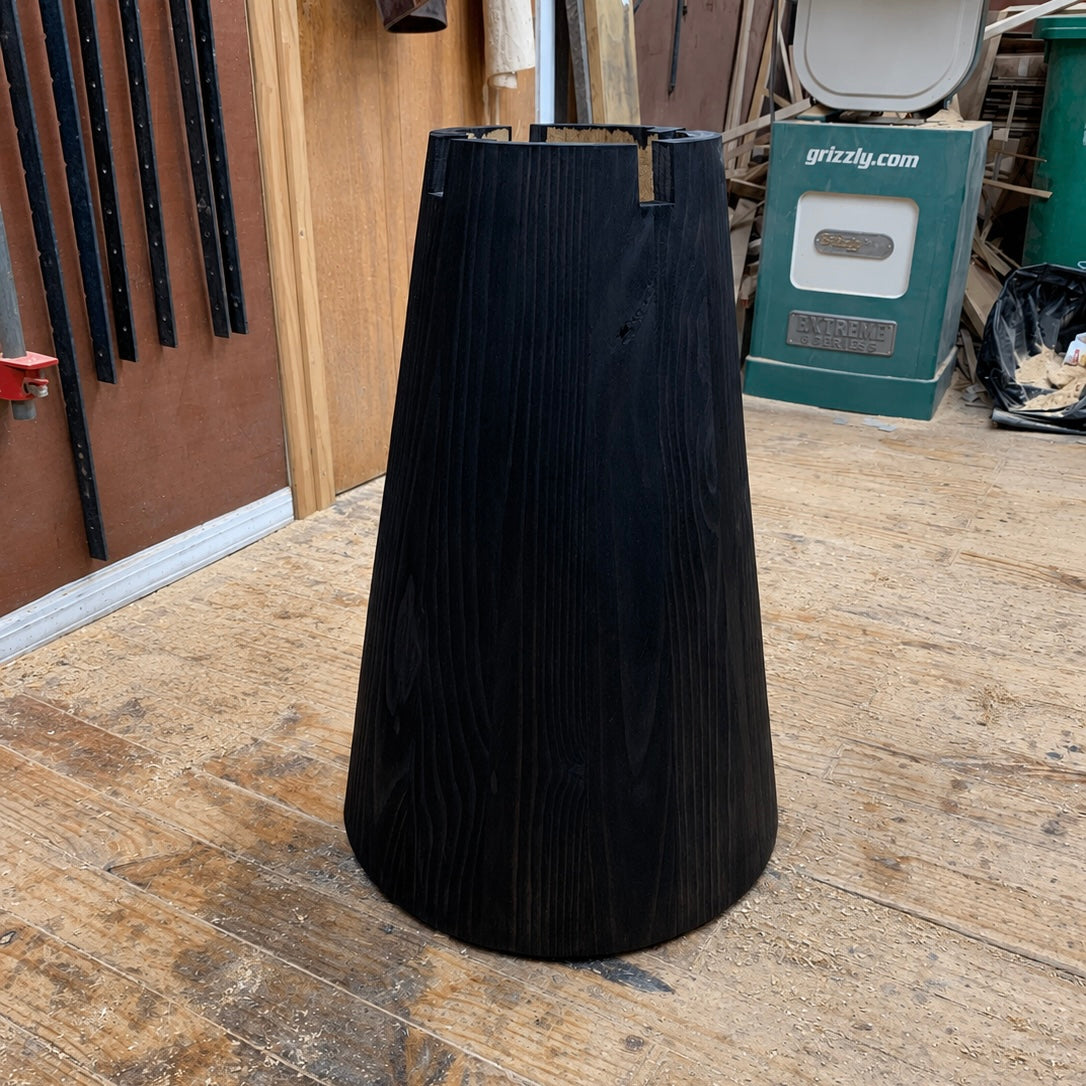 Comedor Cono castaño black