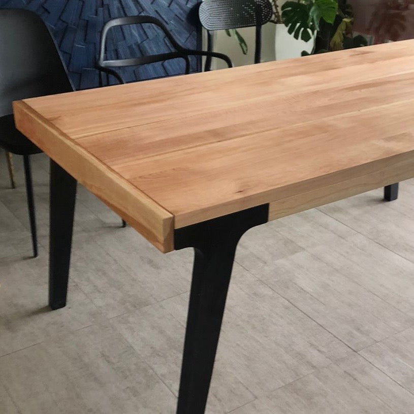 Mesa de Comedor extensible en Lenga