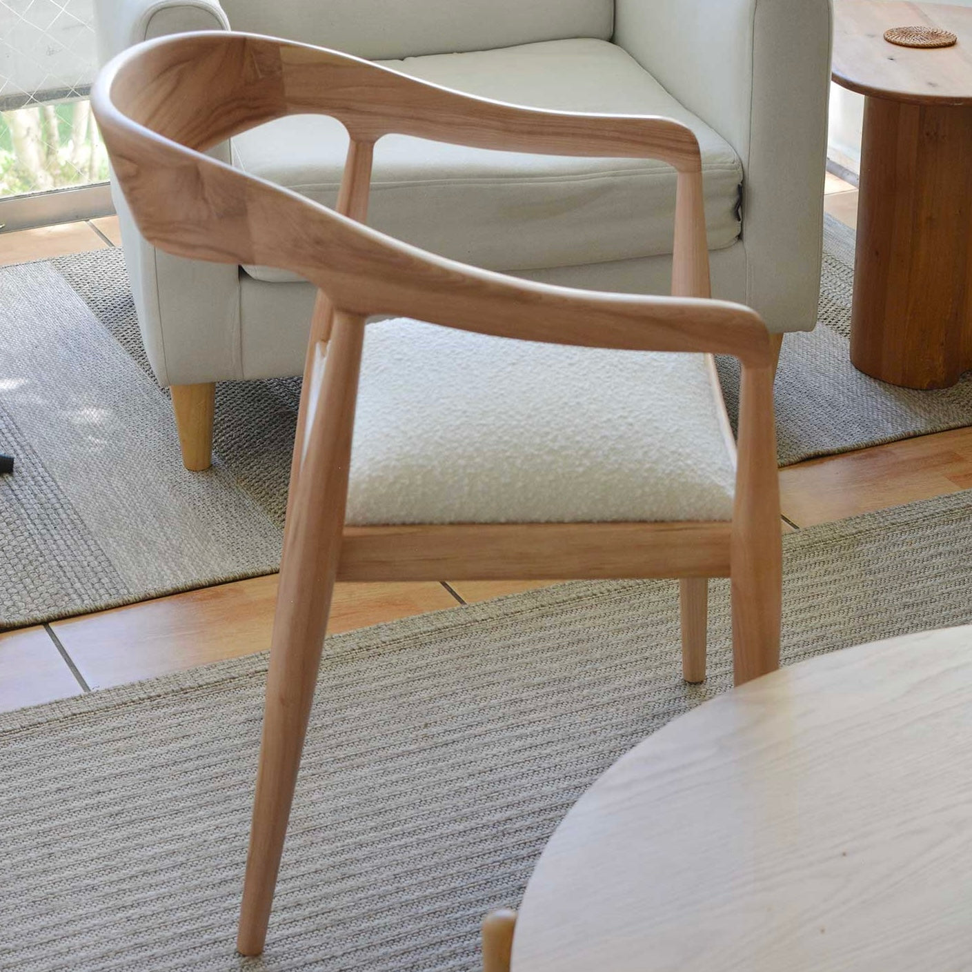 Silla nórdica lenga con tela boucle