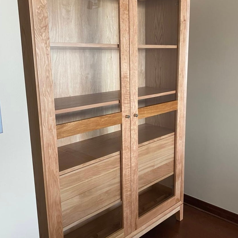 Vitrina en madera de lenga + Cava y Copero