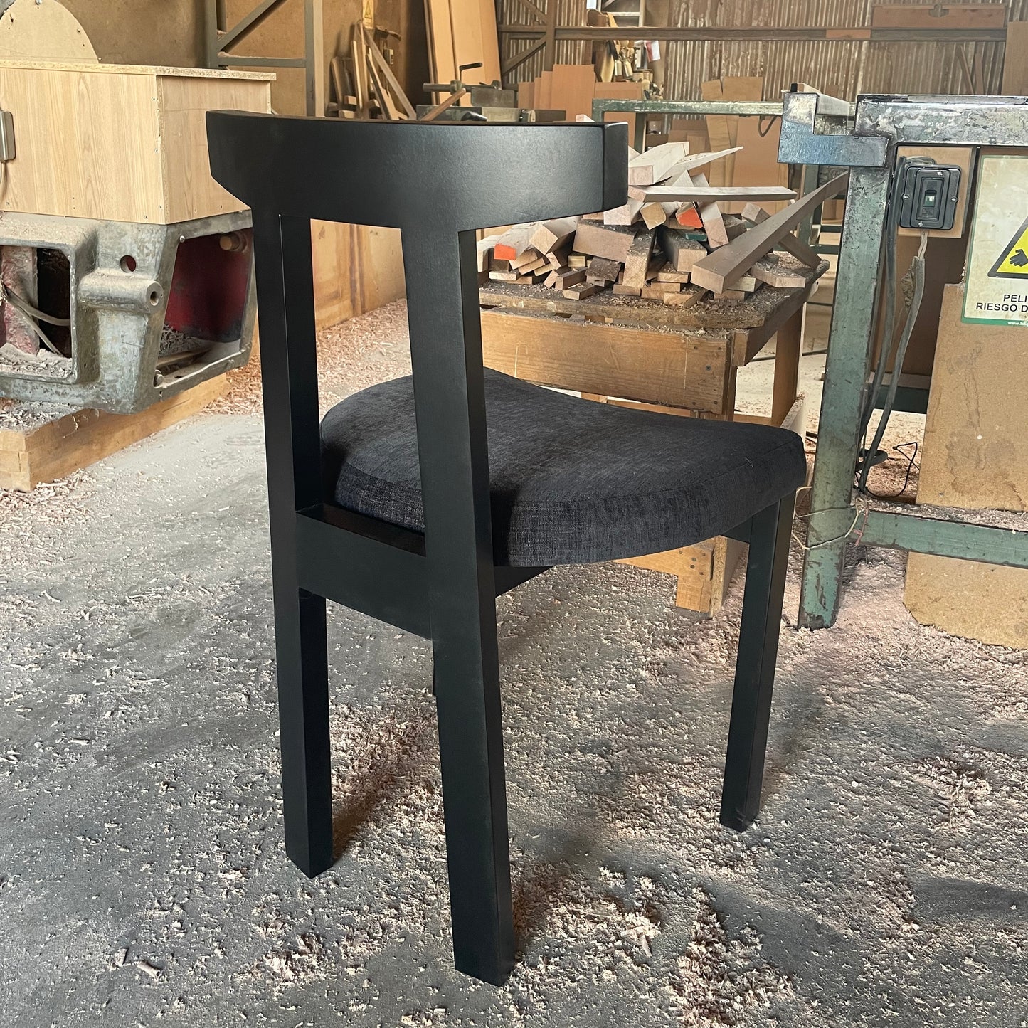Silla black en lenga