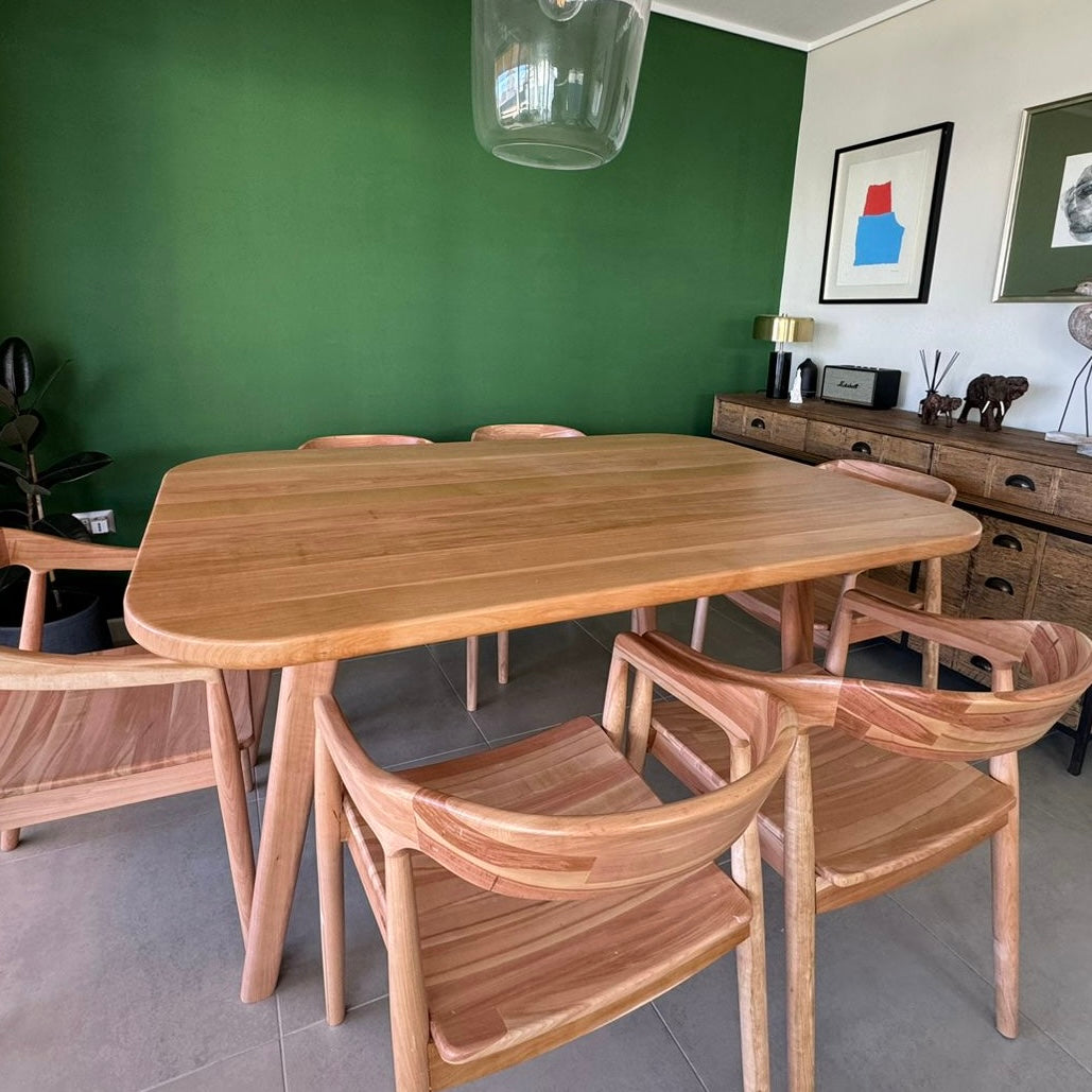 Mesa de comedor Antonia en lenga