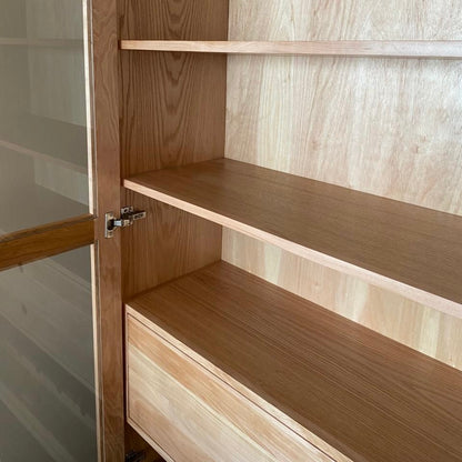 Vitrina en madera de lenga + Cava y Copero