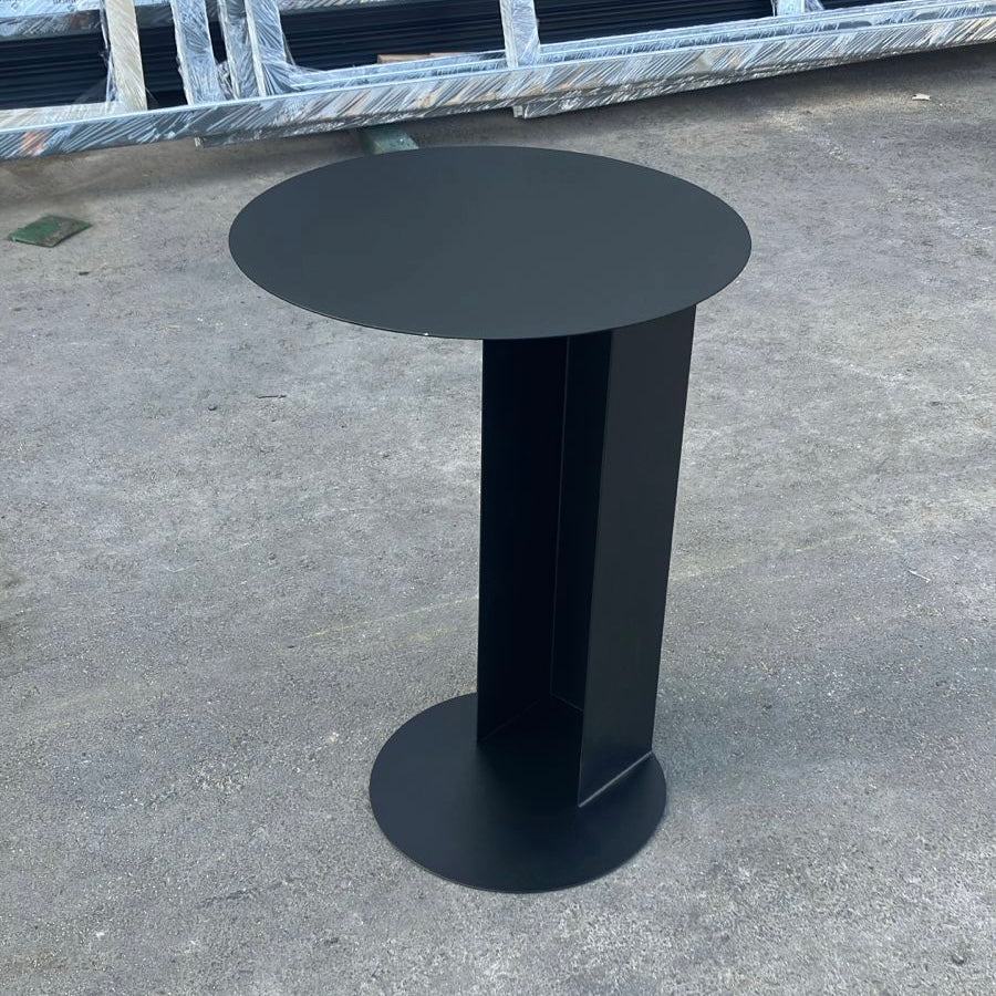Mesa lateral metal black
