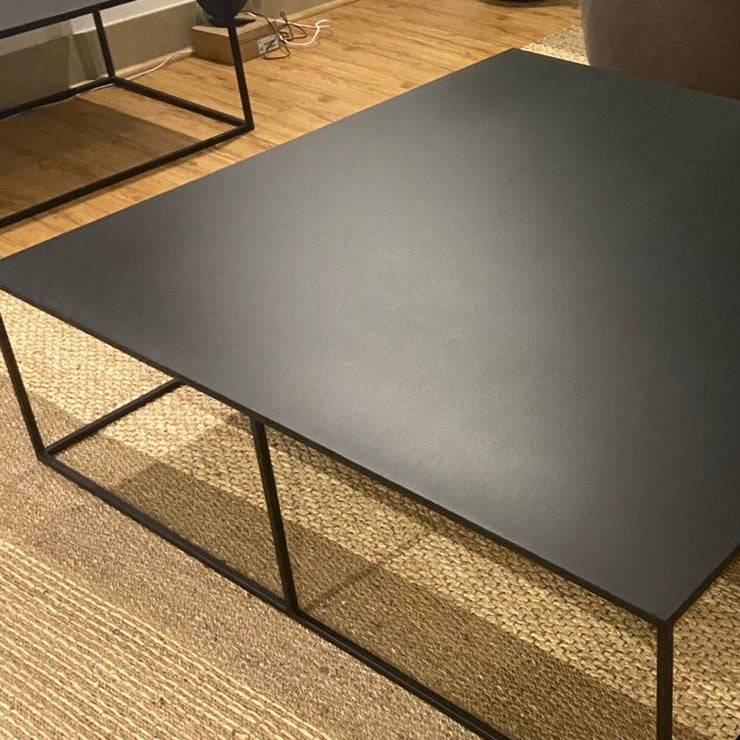 Mesa de centro Minimal en fierro y acero