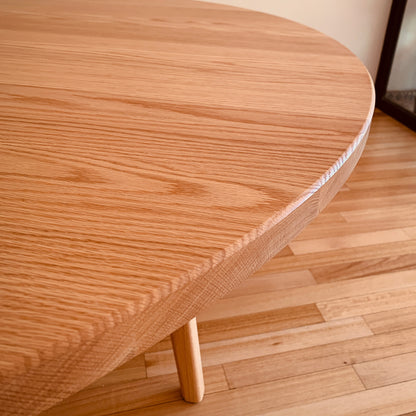 Mesa de comedor en Roble Americano