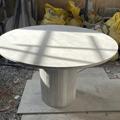 Comedor de Mármol tallado en Travertino Mate
