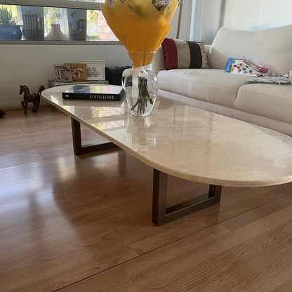 Mesa de centro en Mármol Oval