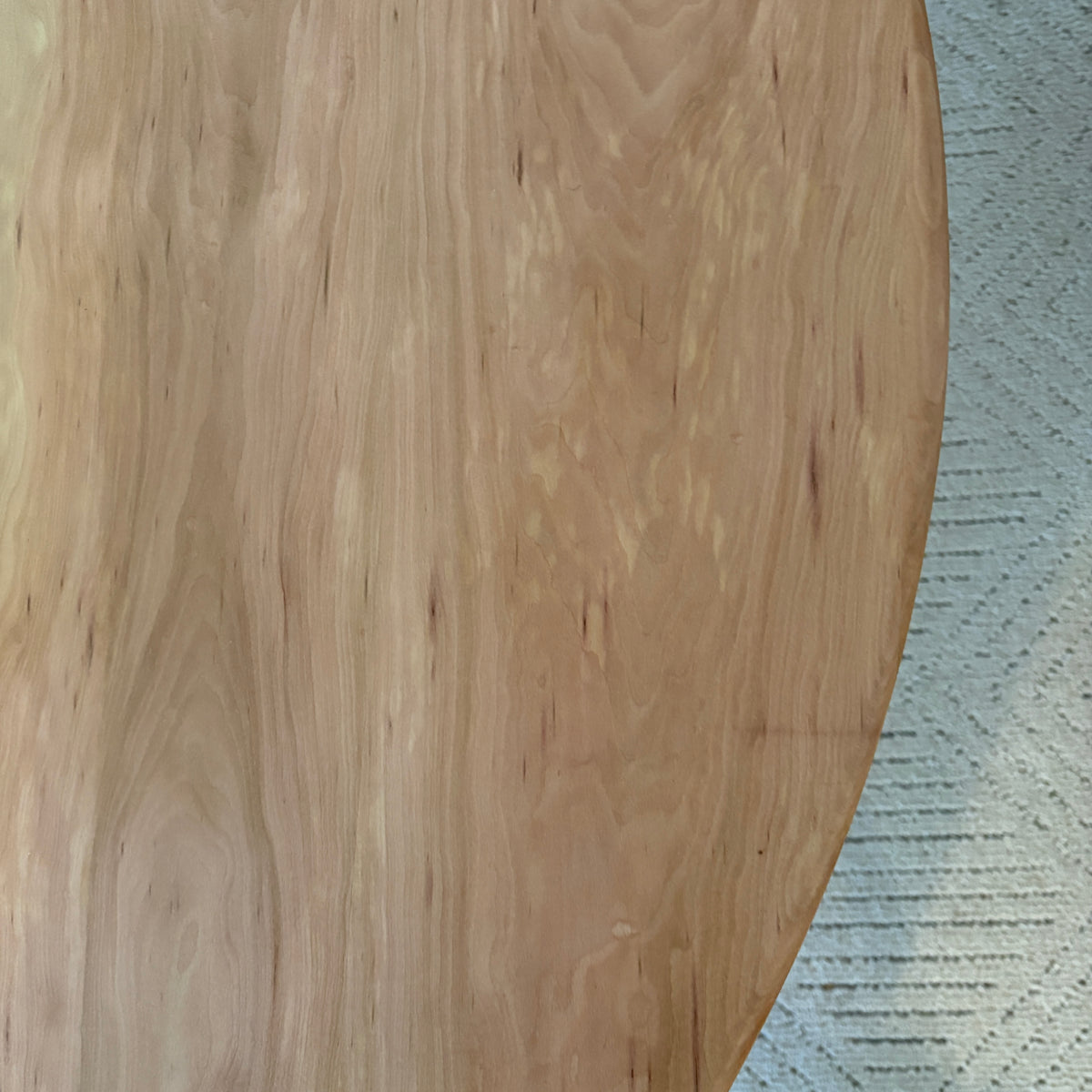 Comedor Cono en madera de lenga
