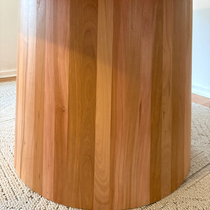Comedor Cono en madera de lenga